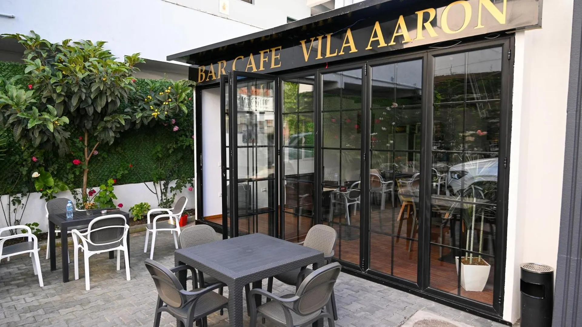 Hotel Vila Aaron Durres