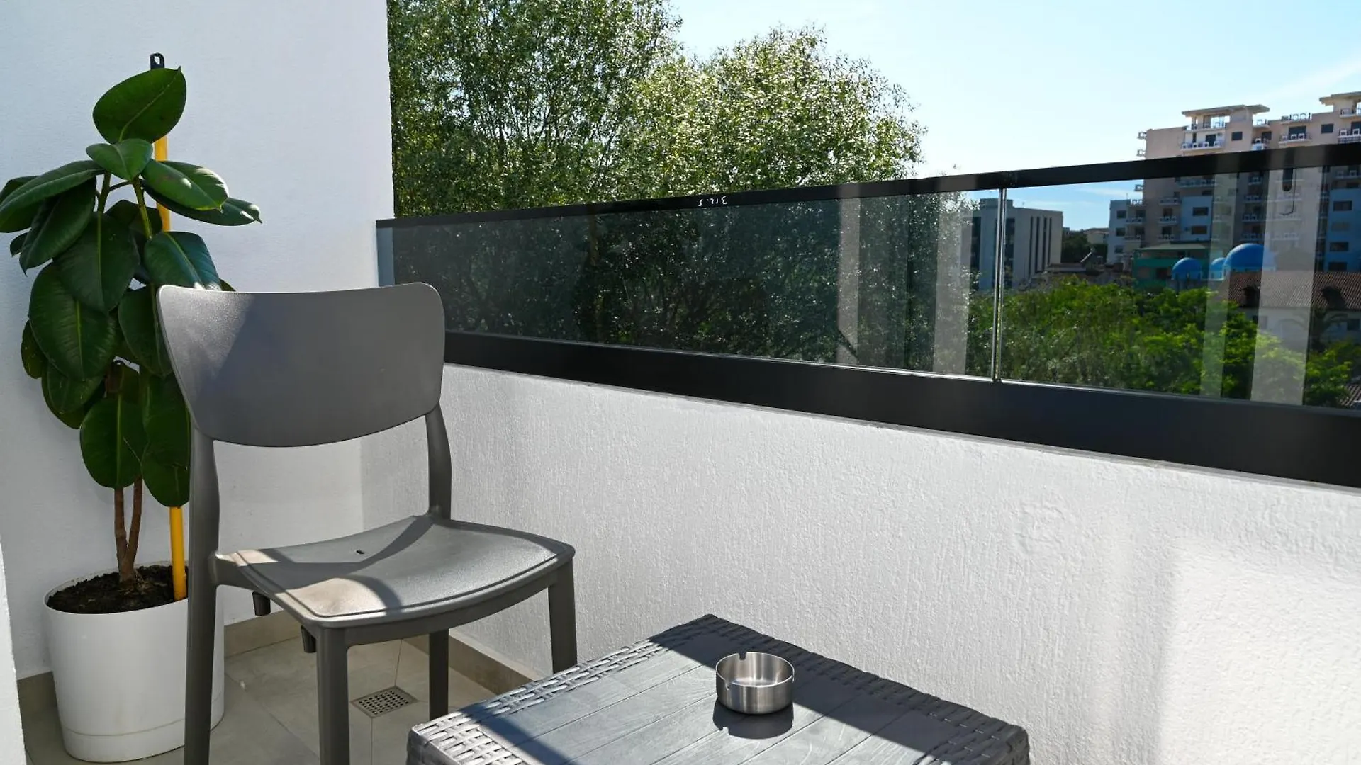 Hotel Vila Aaron Durres Albania