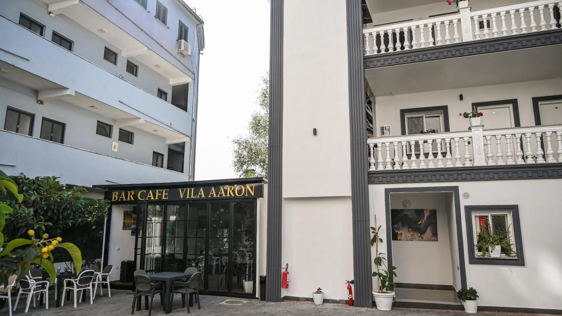 Hotel Vila Aaron Durres