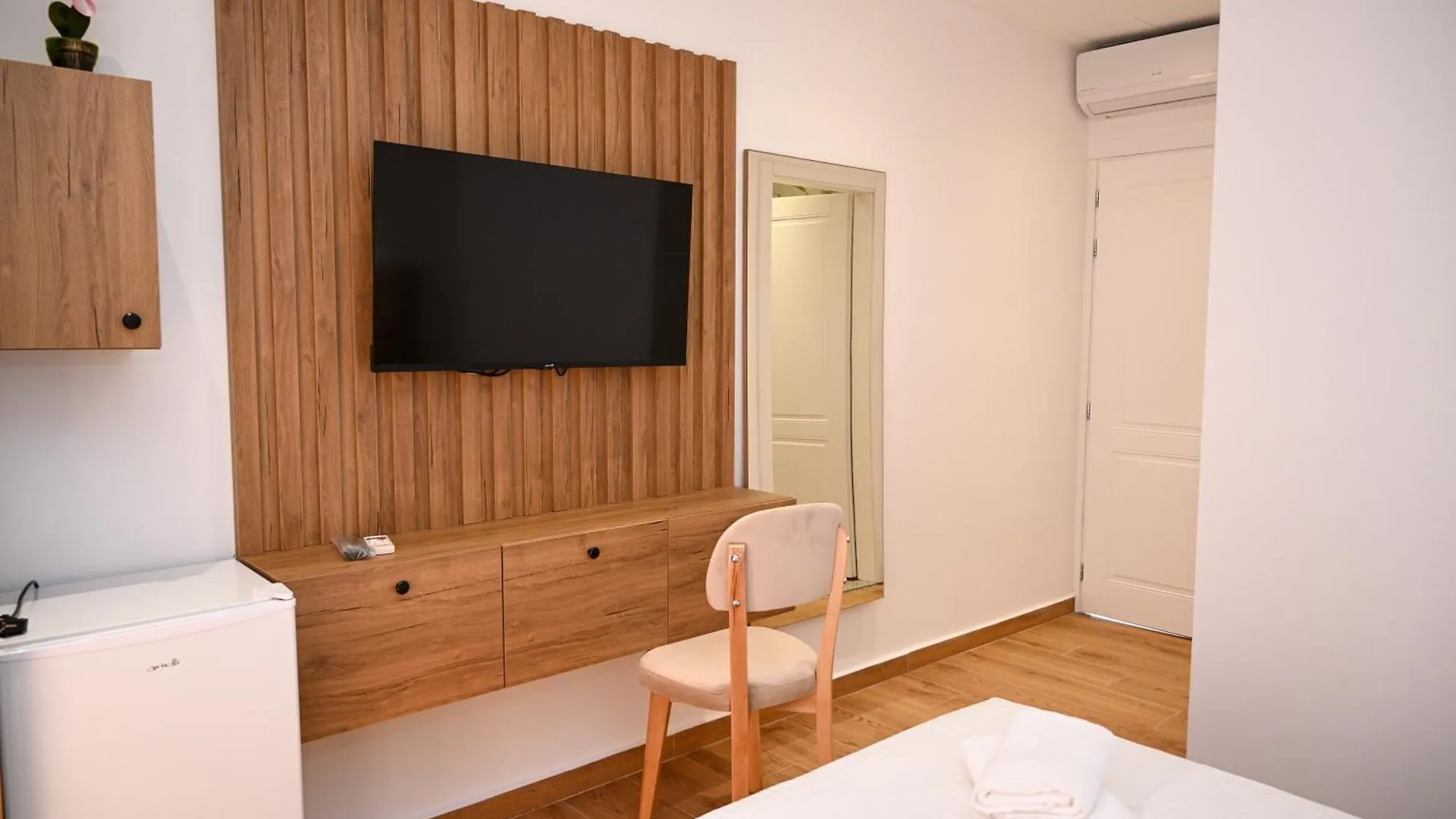 Hotel Vila Aaron Durres