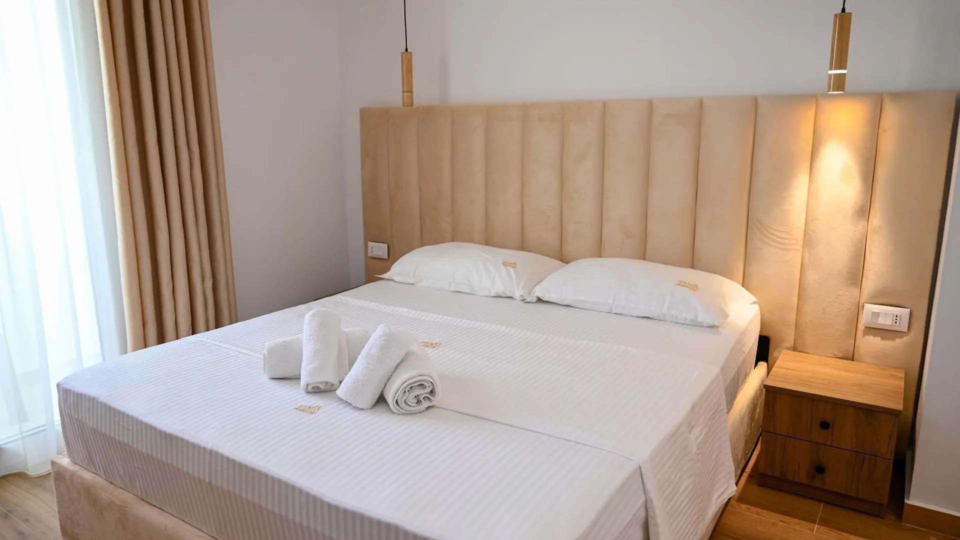 Hotel Vila Aaron Durres Albania