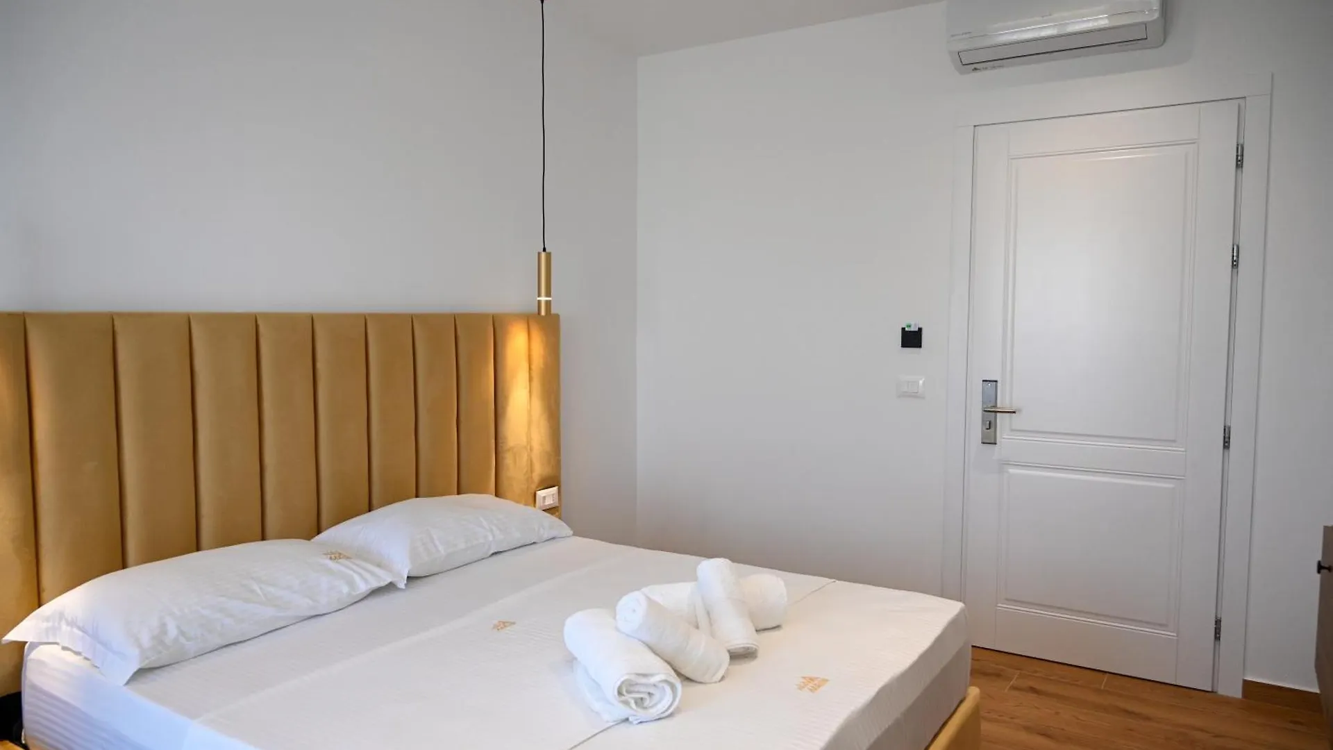 Hotel Vila Aaron Durres