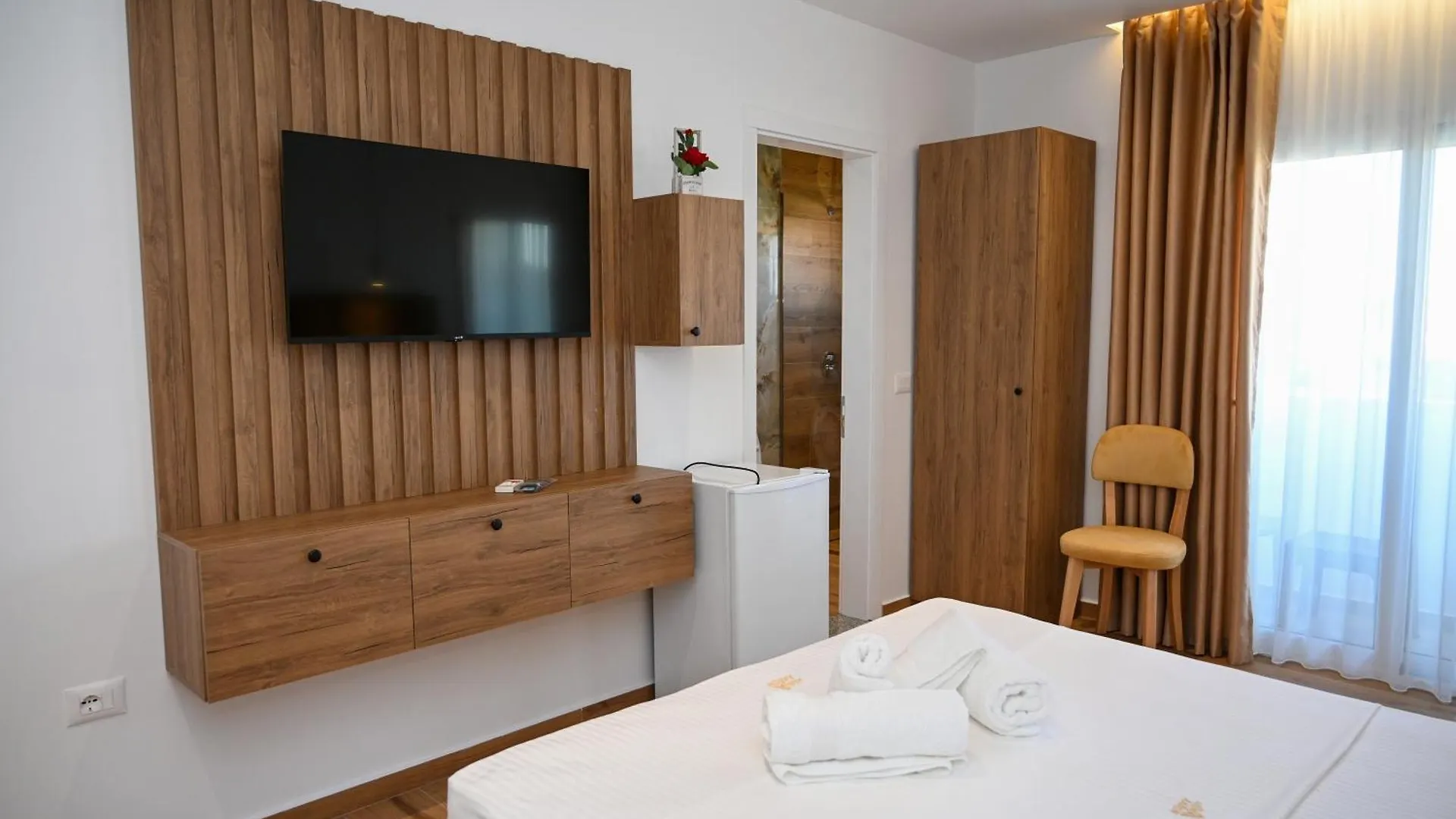 Hotel Vila Aaron Durres