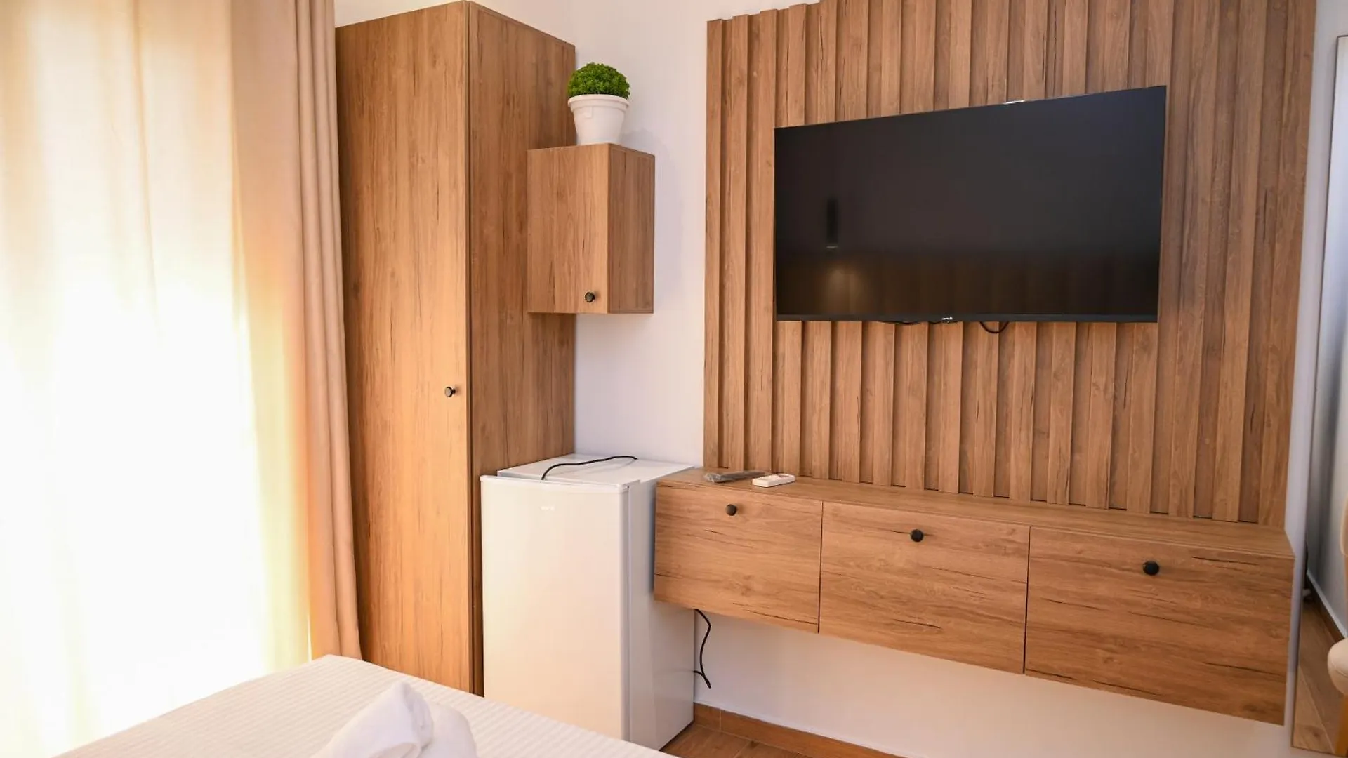 Hotel Vila Aaron Durres Albania