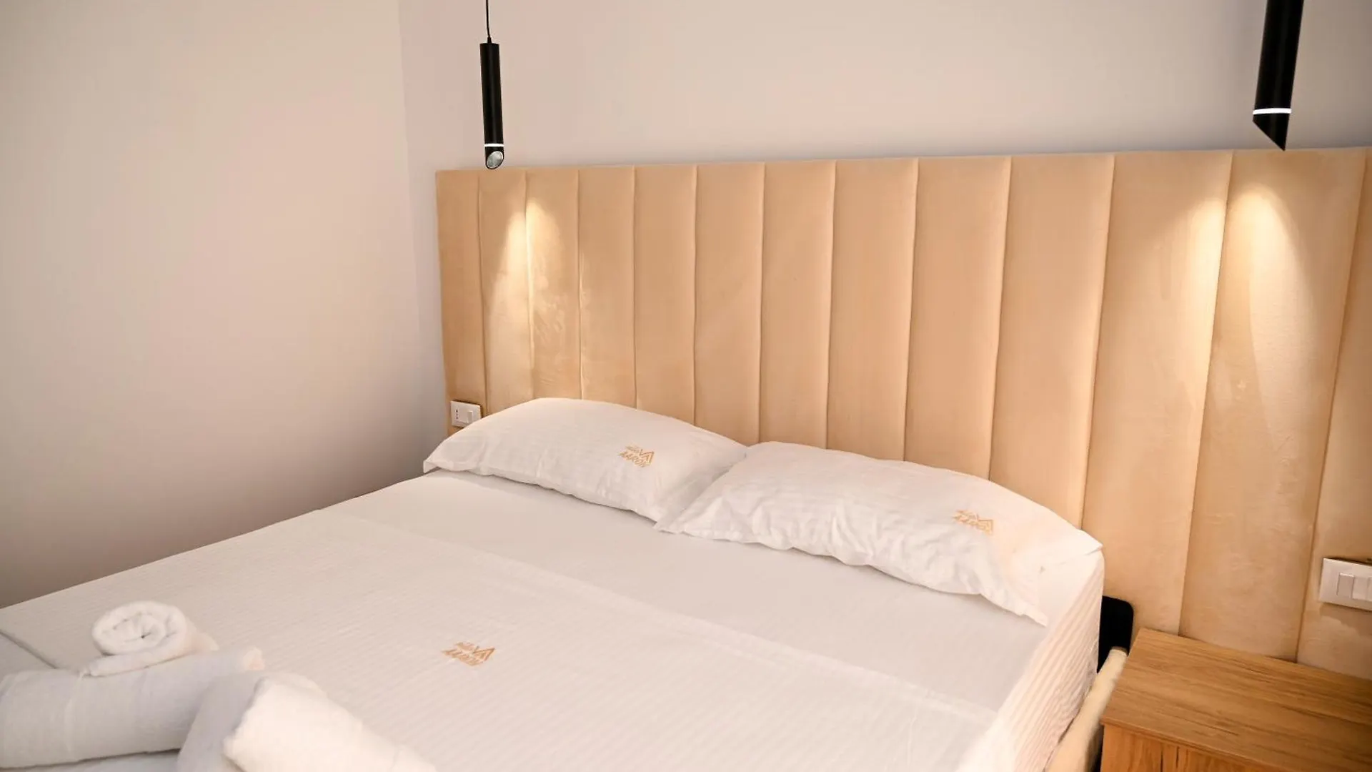 Hotel Vila Aaron Durres
