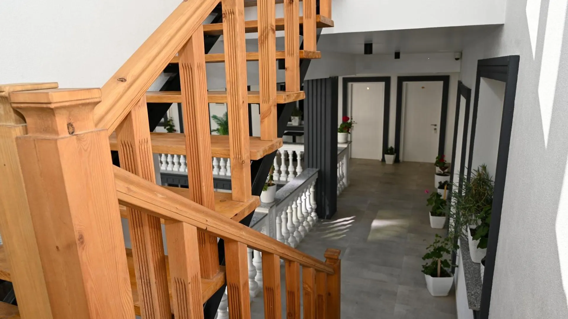 Hotel Vila Aaron Durres 0*,  Albania
